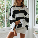 New Women's Clothing In The Autumn And Winter Of 2025, The New Women's Sweater Round-Necked Striped Knitted Shirt
