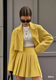 New Short Suit Short Suit Suit Set Spring And Summer Double Buckle Short Suit + 100 Folded Short Skirts Two HZ0107