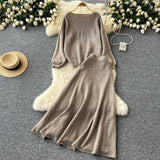 Gentle Windy Woman Languid Languid Breeze With Long-Sleeved Knitted Shirt + High Waist Swing Sweater Half-Dress Skirt